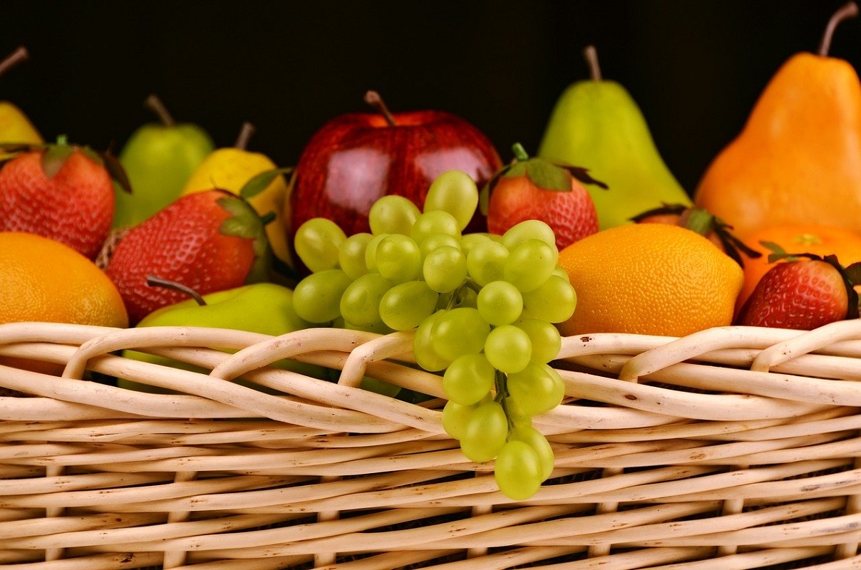 schulobst-fruit-basket.jpg